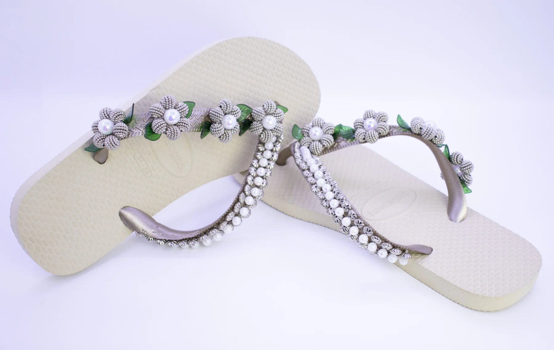 Sandalia Bordada Off White Floral Off White Sob consulta