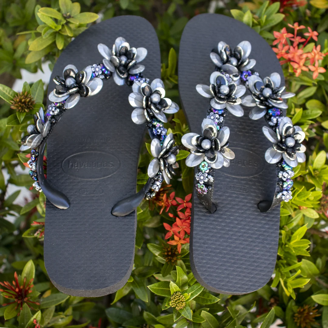 Sandalia Bordada Preta Floral Preto Floral Sob consulta