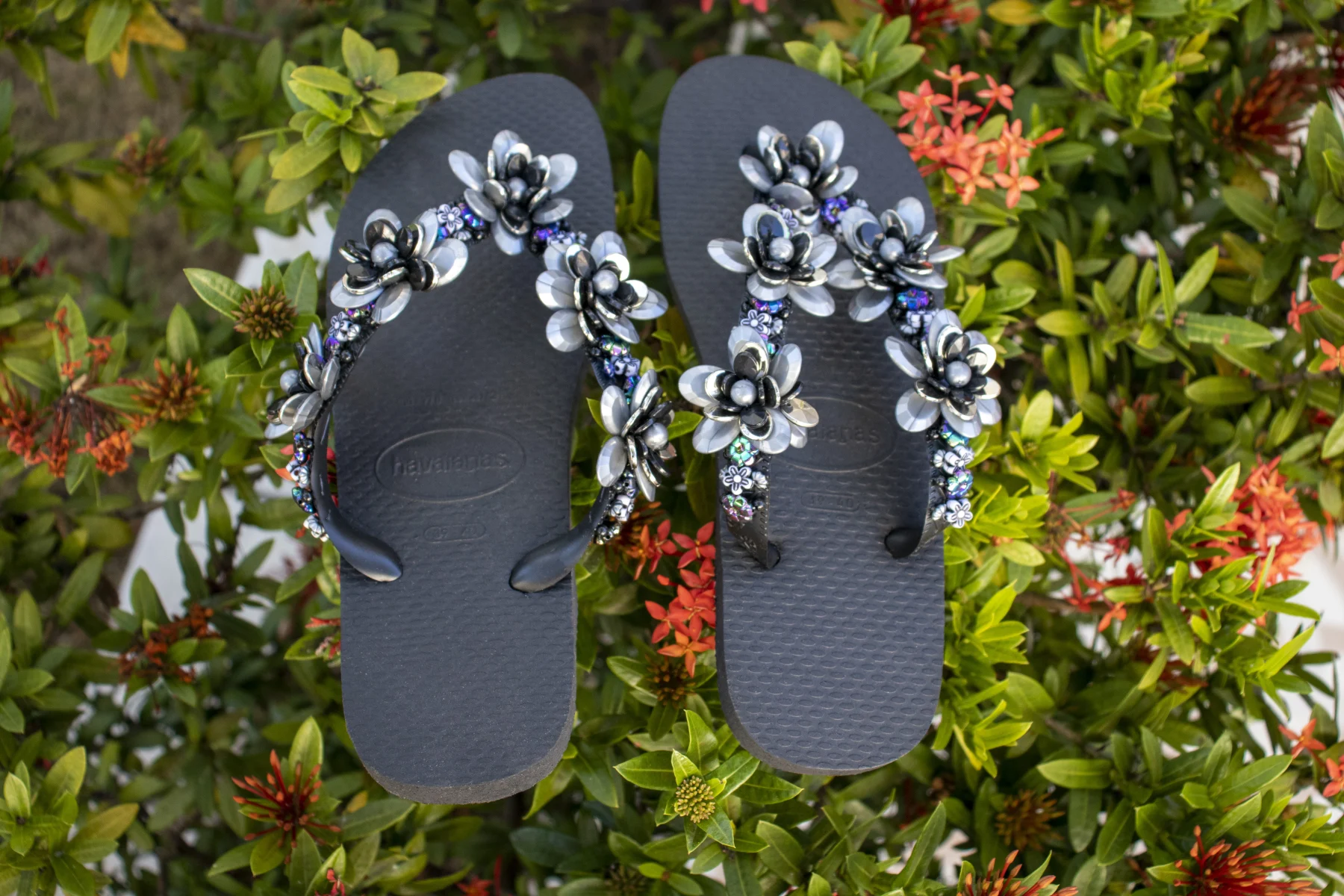 Sandalia Bordada Preta Floral Preto Floral Sob consulta